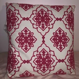 Decorative throw pillow